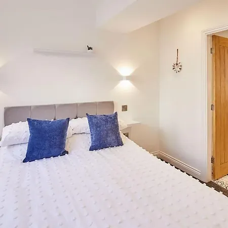 アパート 1 - Queens Court スカーバラ